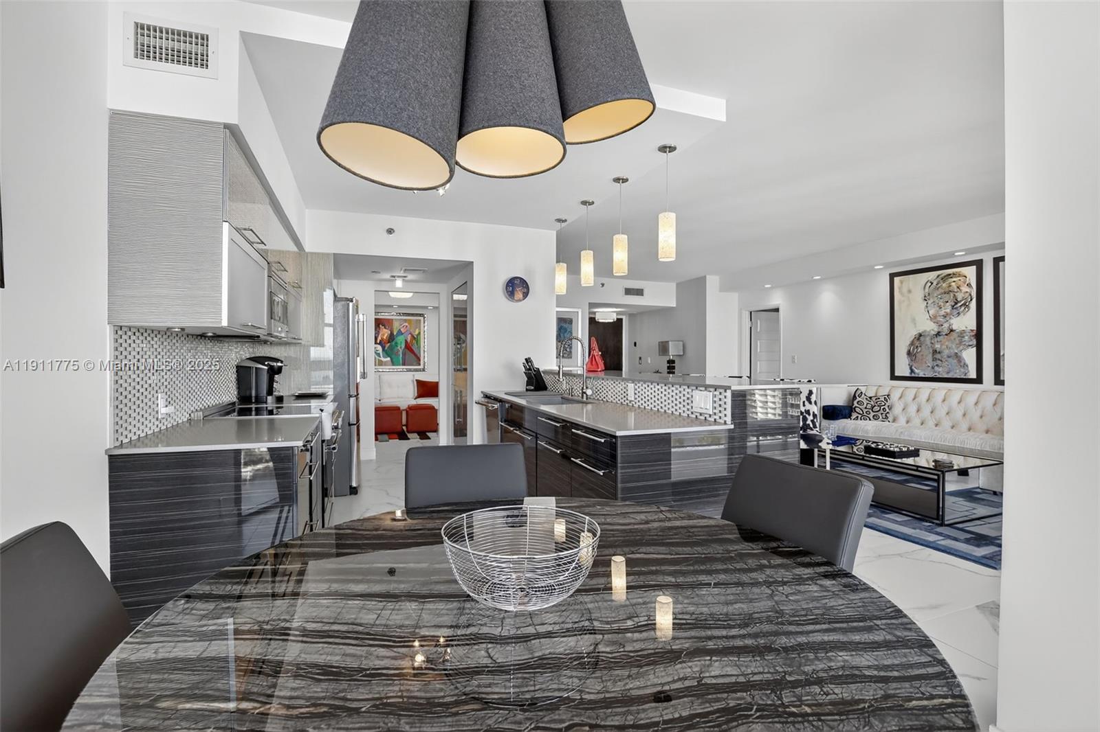 HAMPTONS WEST CONDO - Residential