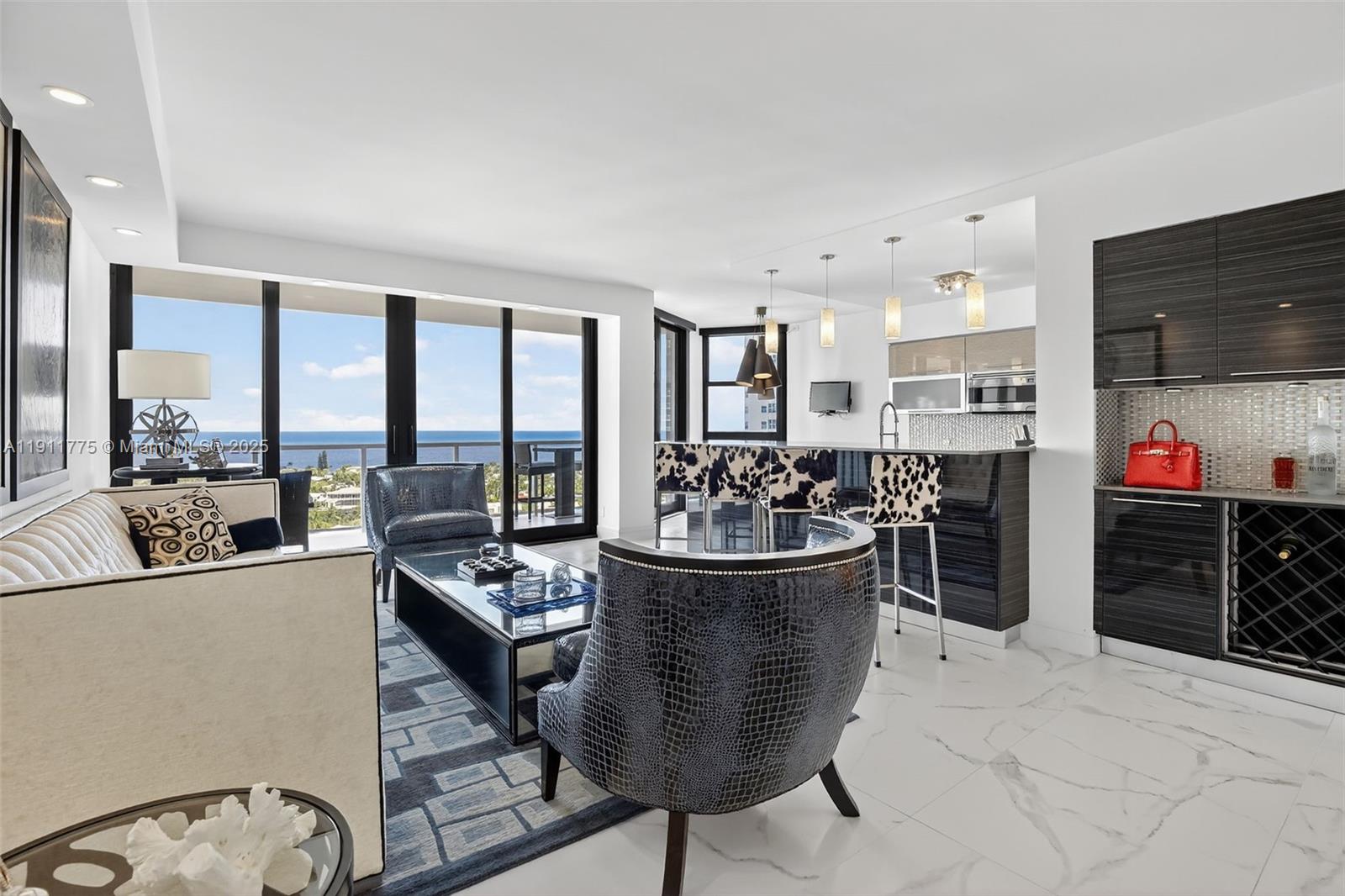 HAMPTONS WEST CONDO - Residential
