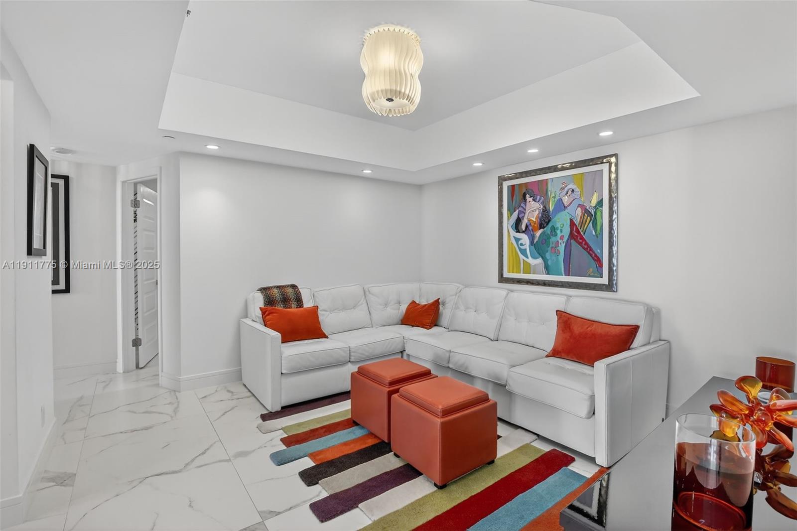 HAMPTONS WEST CONDO - Residential