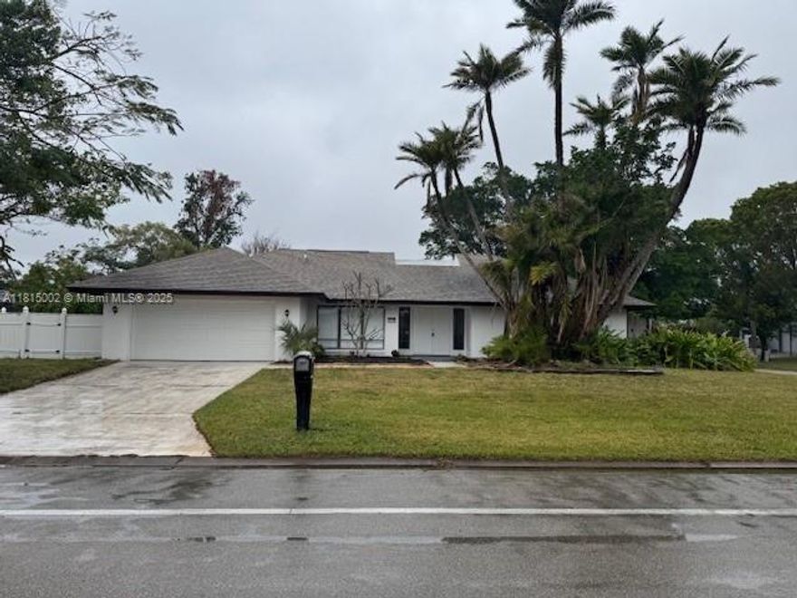 Dont miss out on this 3 B/R, 2 Bath, pool home with 2 car garage is in one of Fort Myers nicest established communities. As you enter this home you encounter a unique 4 sided atrium, that provides a focal point for this very spacious split plan pool home with lanai area and a huge fenced back yard. Located near Whiskey Creek Country Club and easy access to anywhere in Fort Myers, this home has such wonderful potential.