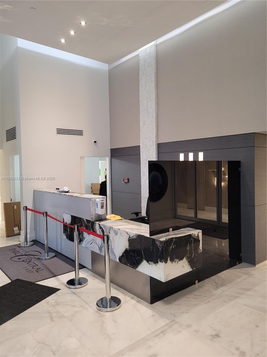 PARC CENTRAL AVENTURA EAS - Residential