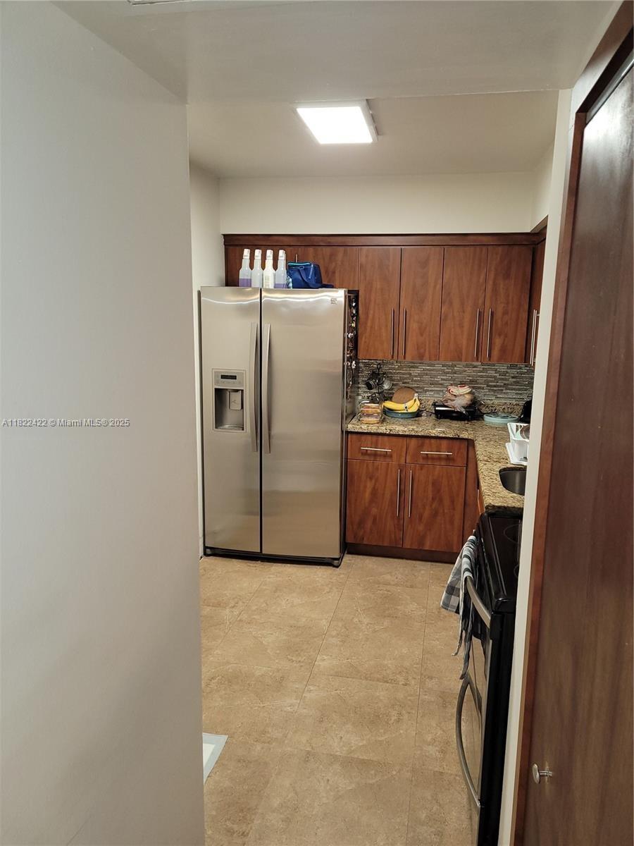 3300 NE 192nd St 1008