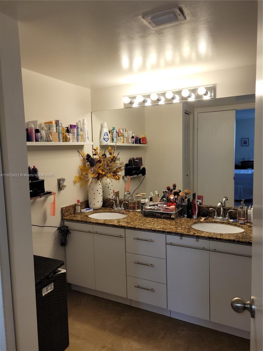 PARC CENTRAL AVENTURA EAS - Residential