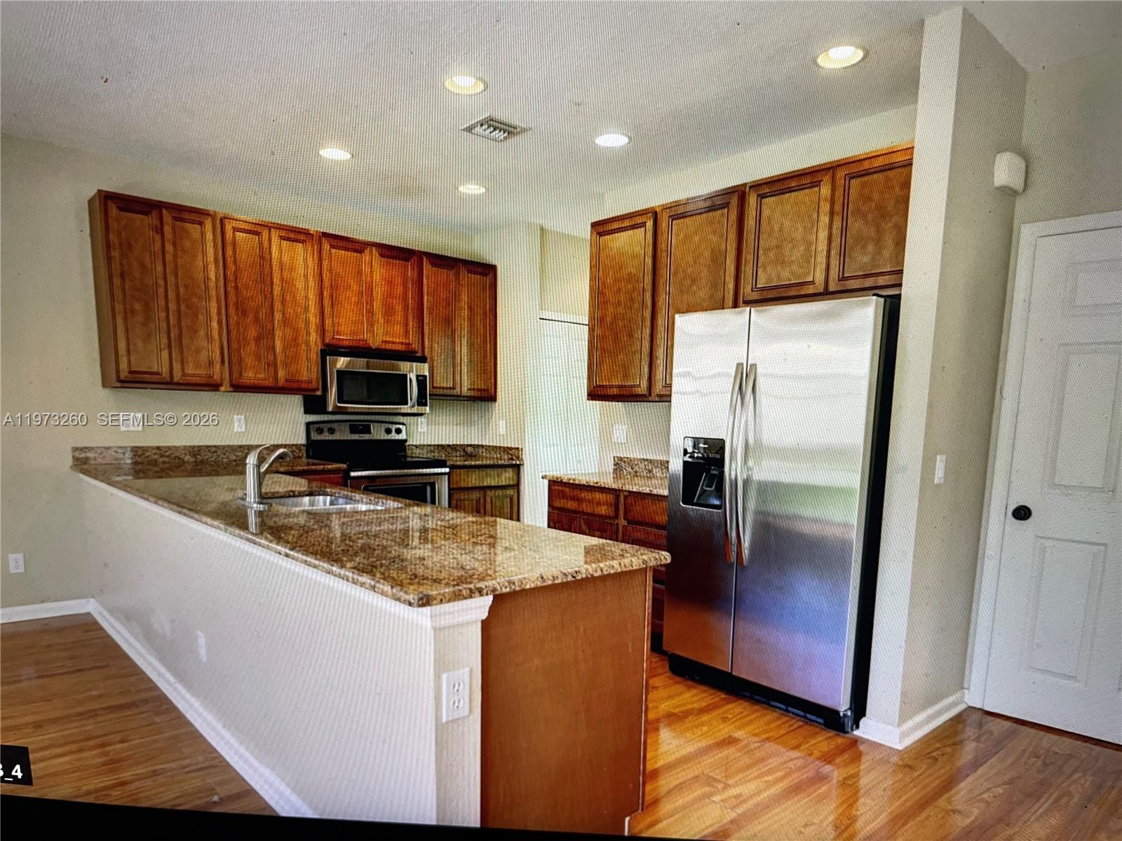 VIZCAYA FALLS PLAT 3 - Residential