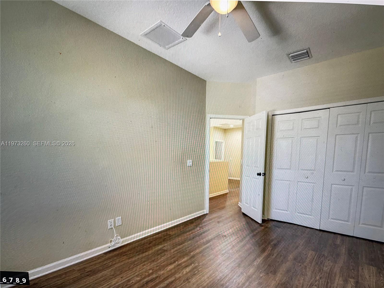 VIZCAYA FALLS PLAT 3 - Residential