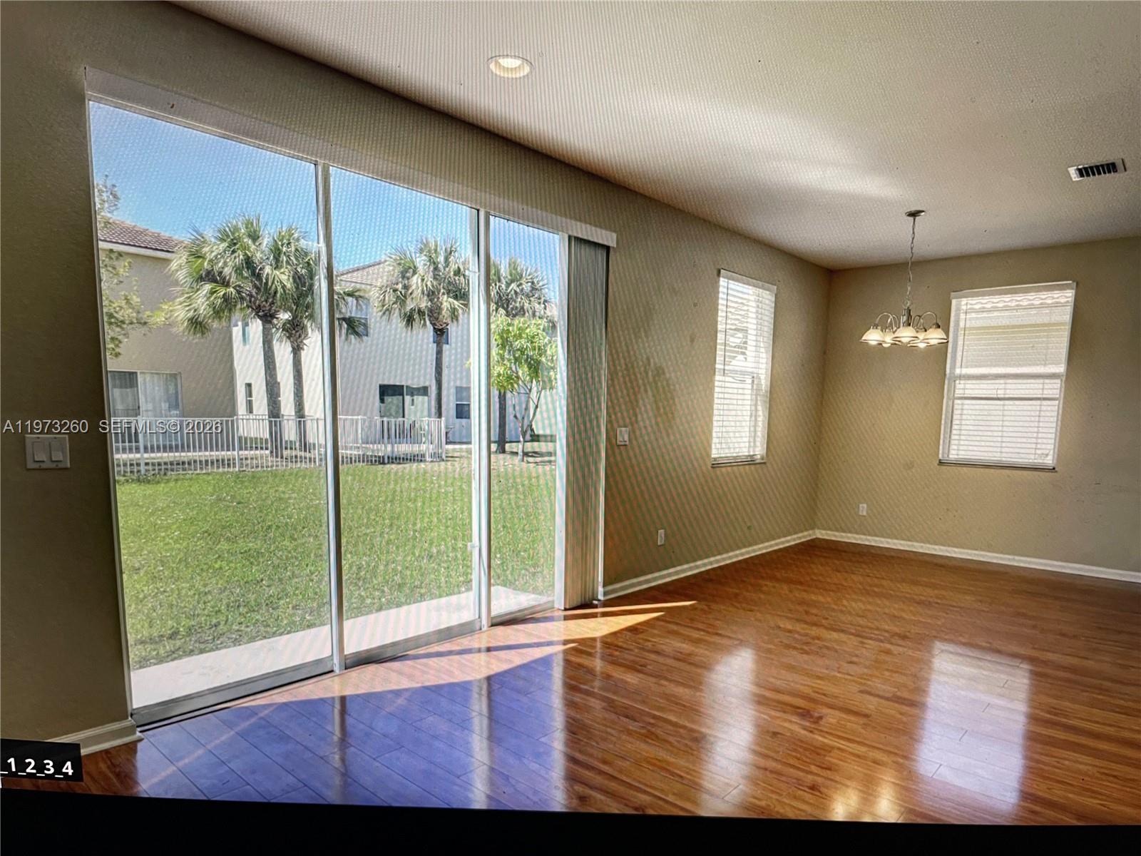 VIZCAYA FALLS PLAT 3 - Residential