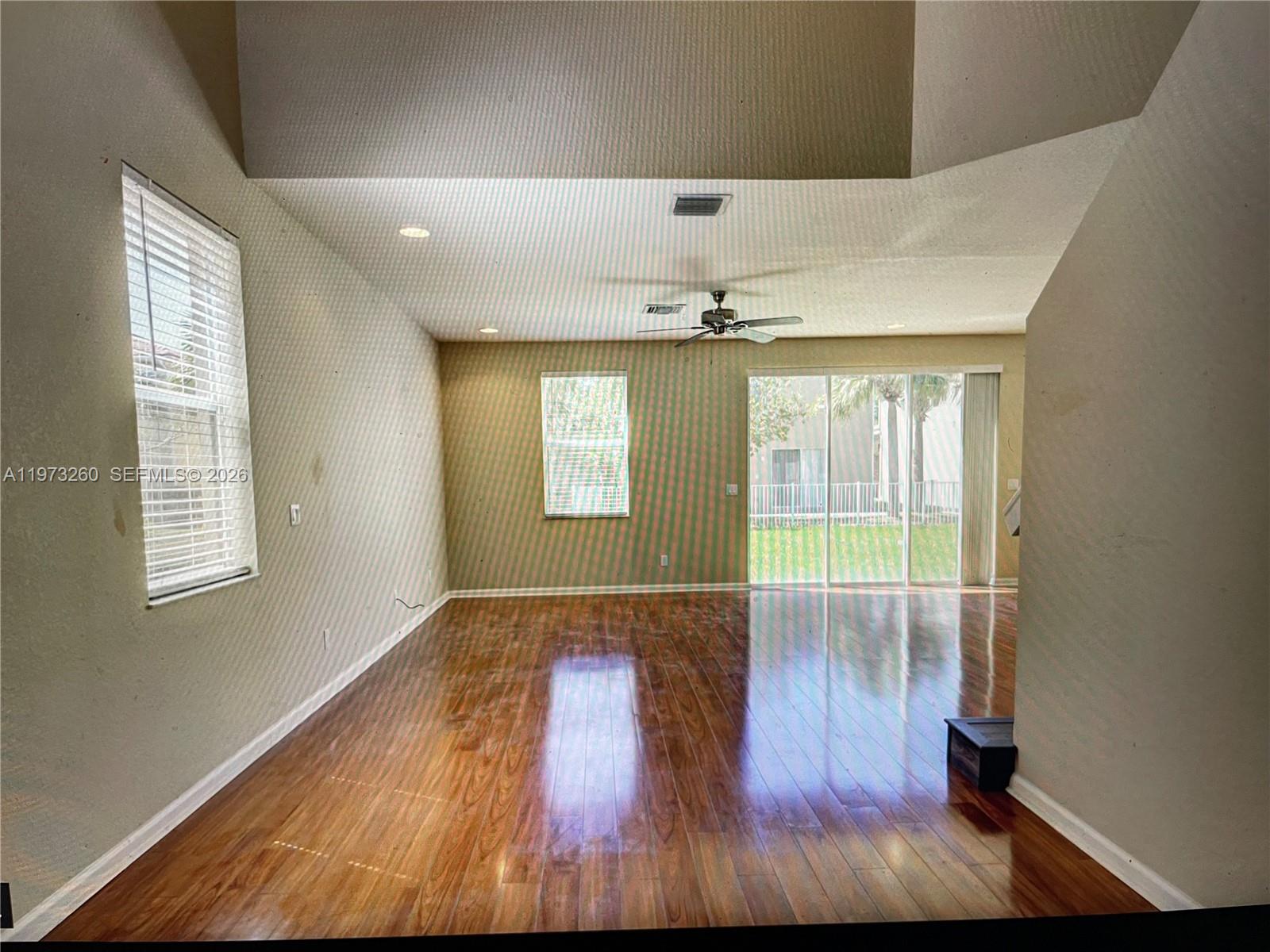 VIZCAYA FALLS PLAT 3 - Residential