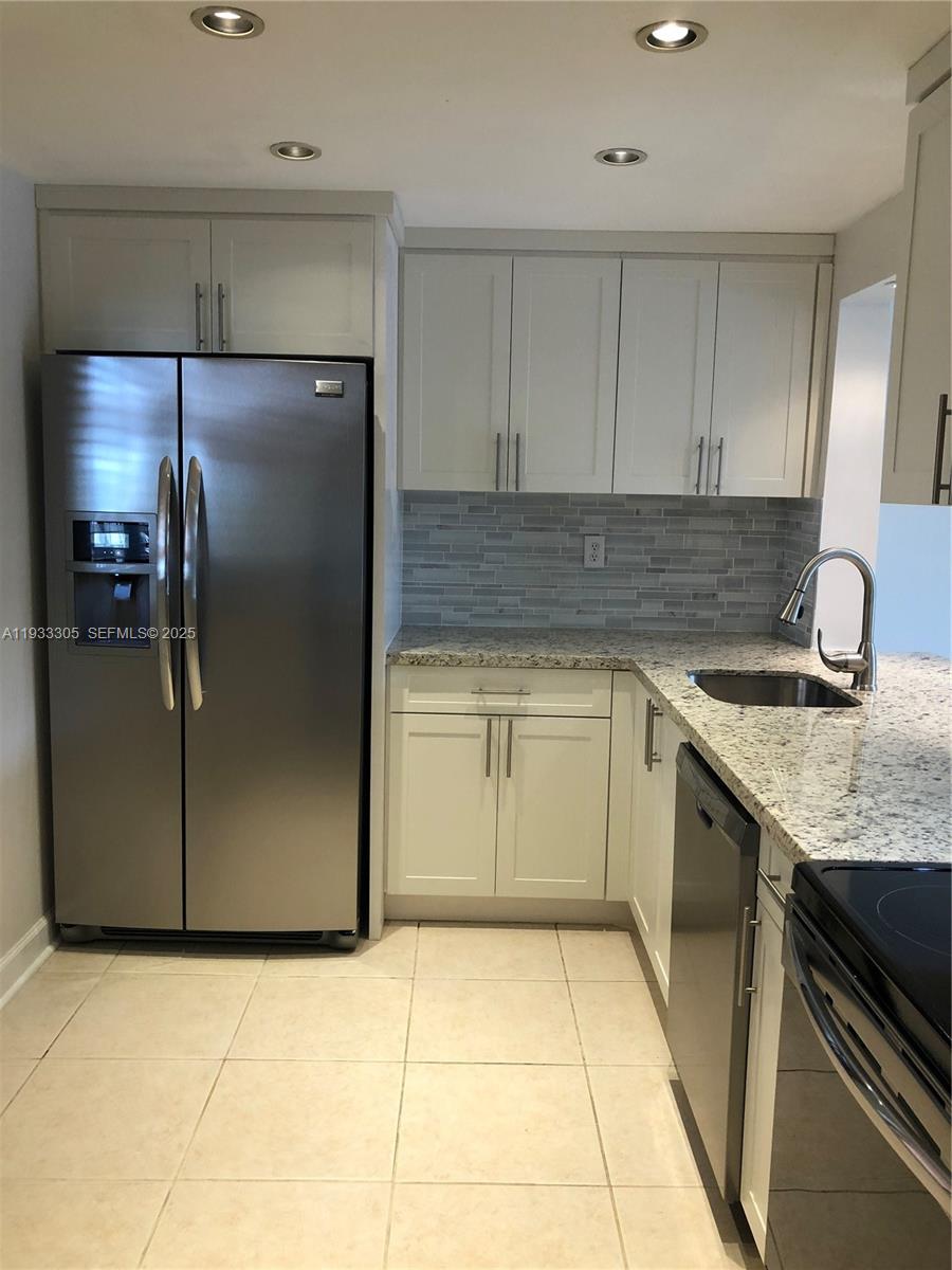 THE HORIZONS WEST CONDO # - Residential