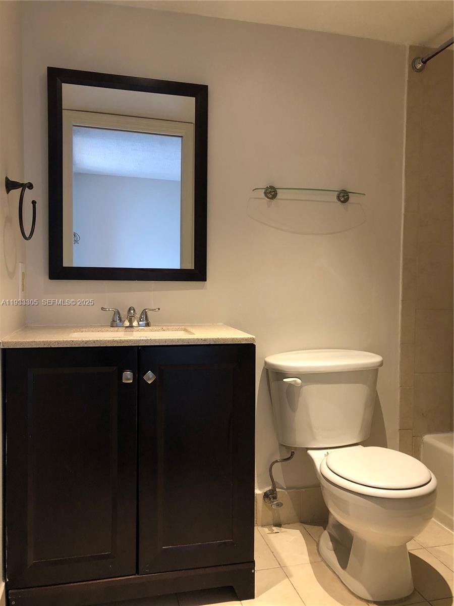 THE HORIZONS WEST CONDO # - Residential