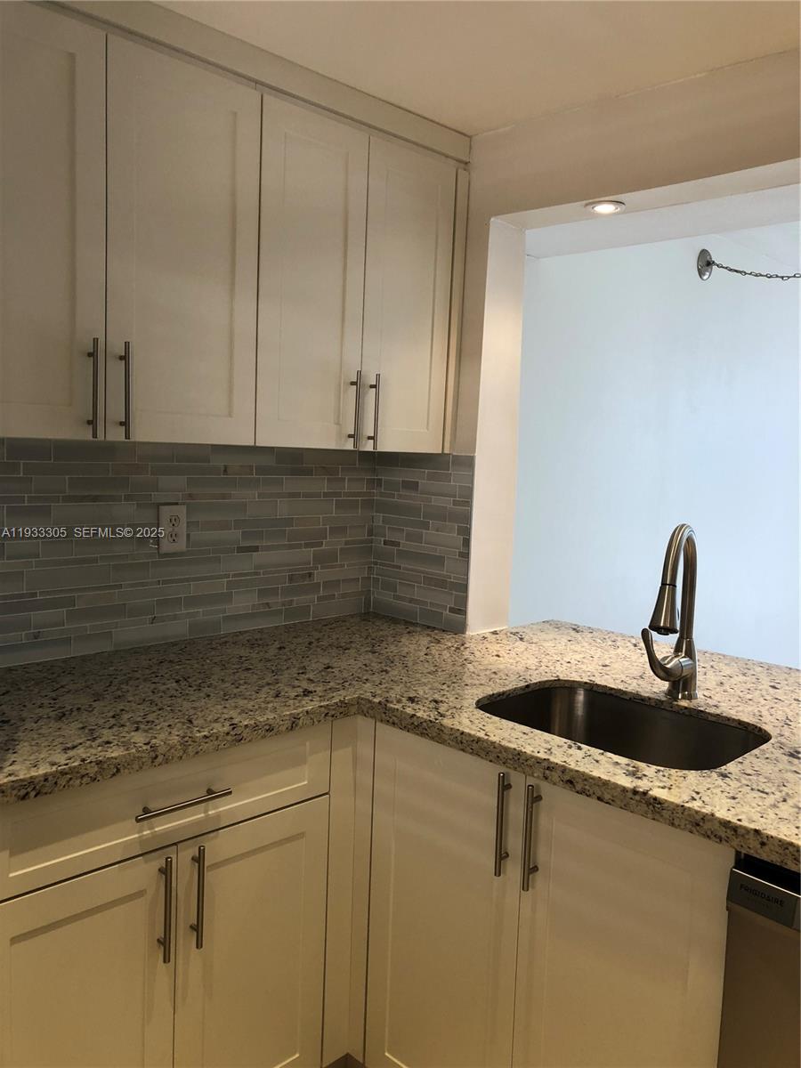 THE HORIZONS WEST CONDO # - Residential