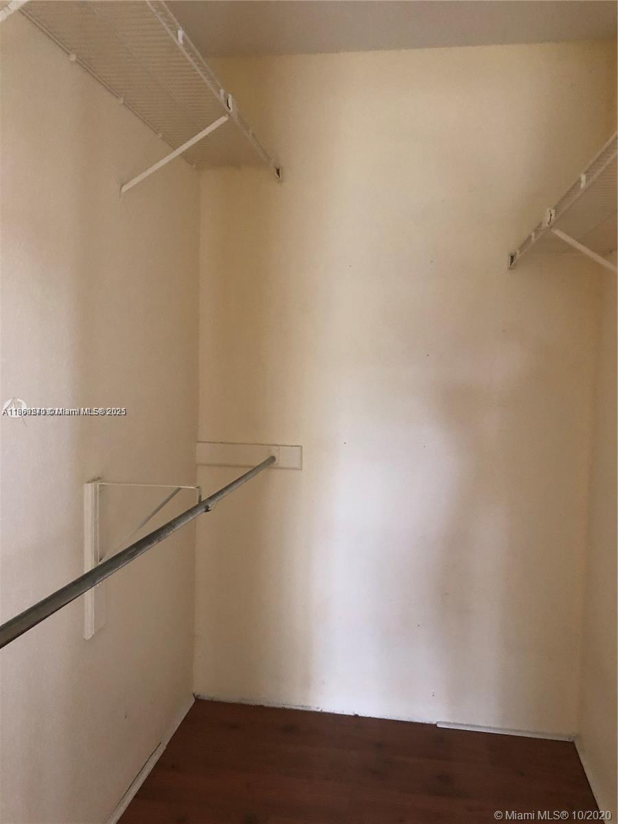 SAVANNAH AT RIVERSIDE CON - Residential Lease