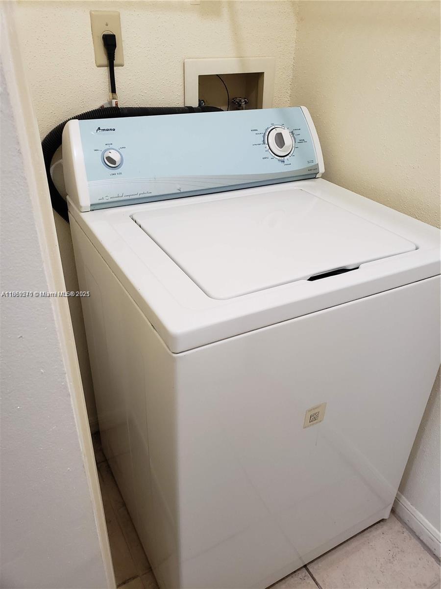 SAVANNAH AT RIVERSIDE CON - Residential Lease