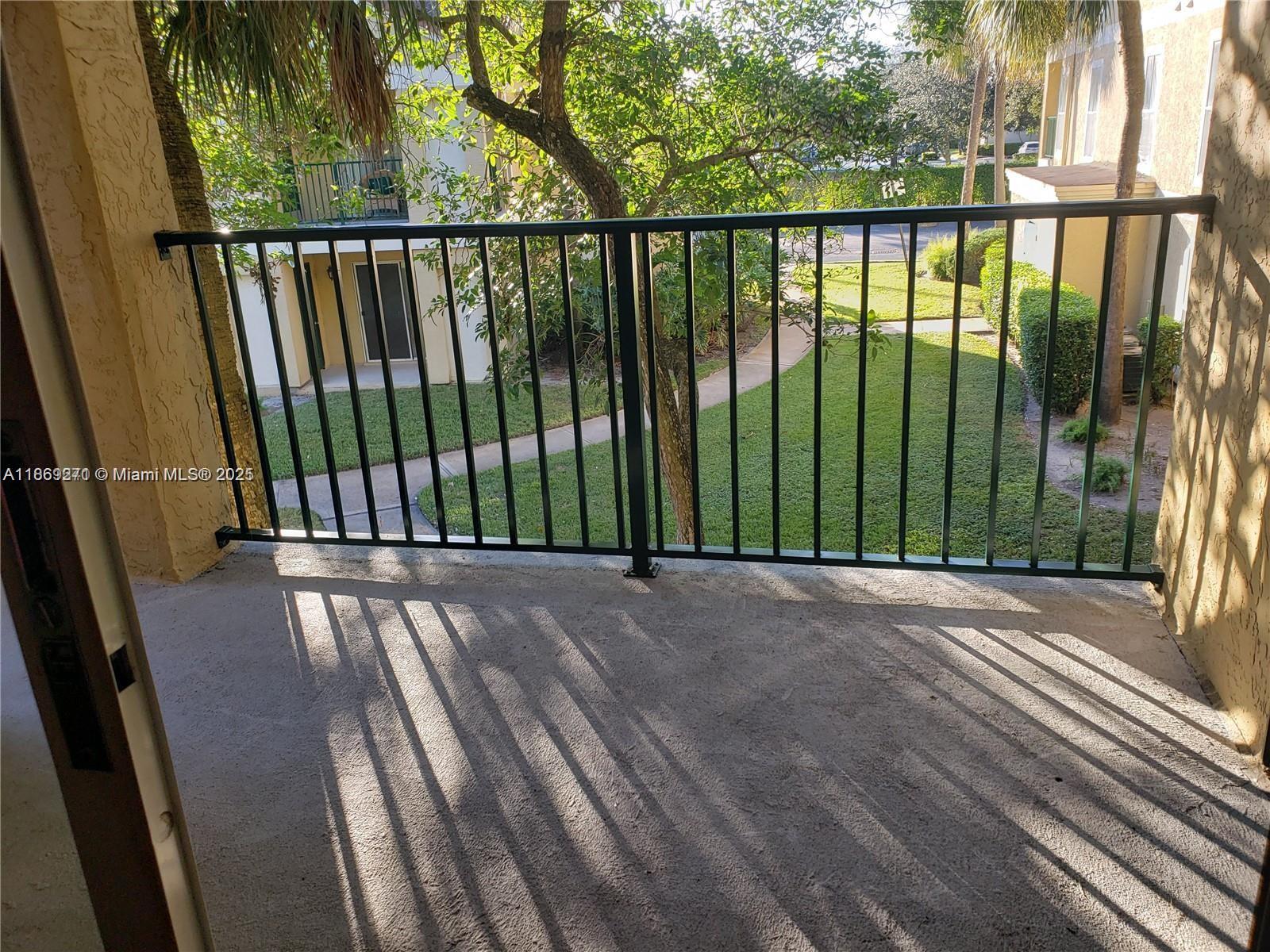 SAVANNAH AT RIVERSIDE CON - Residential Lease