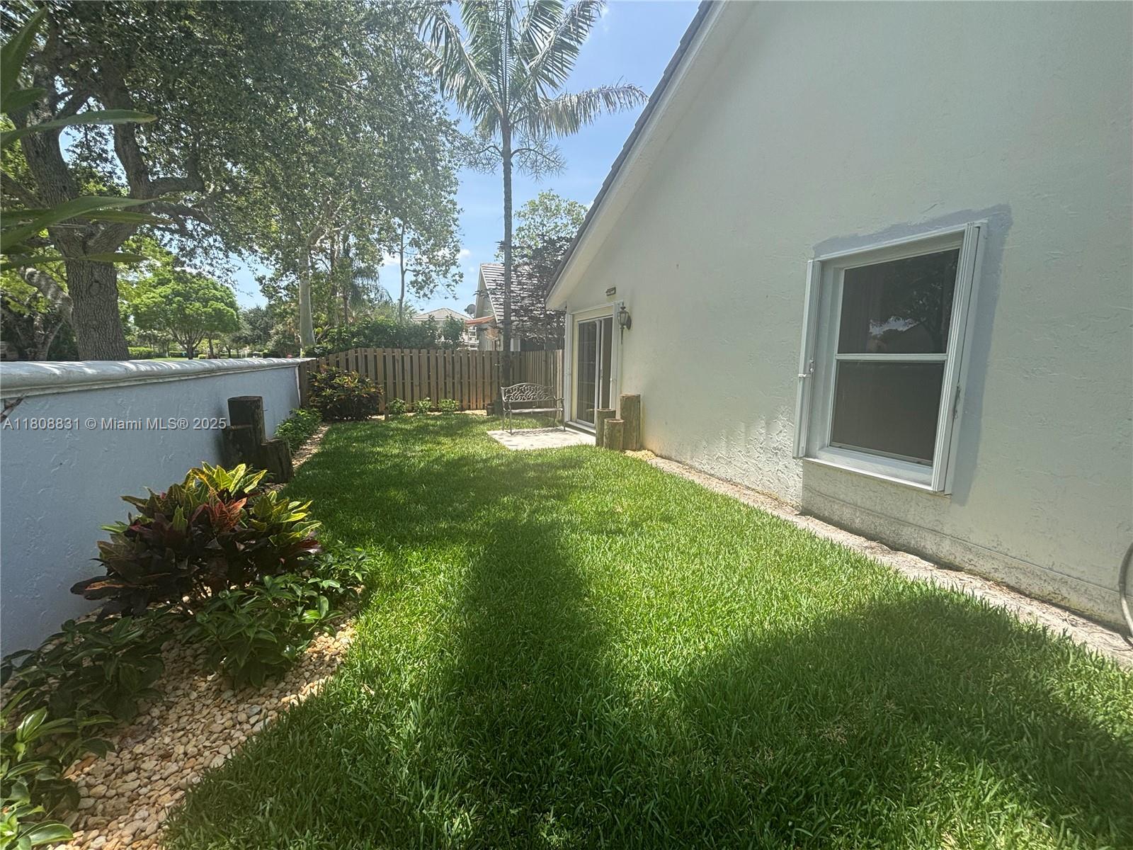 9366 Arborwood Cir