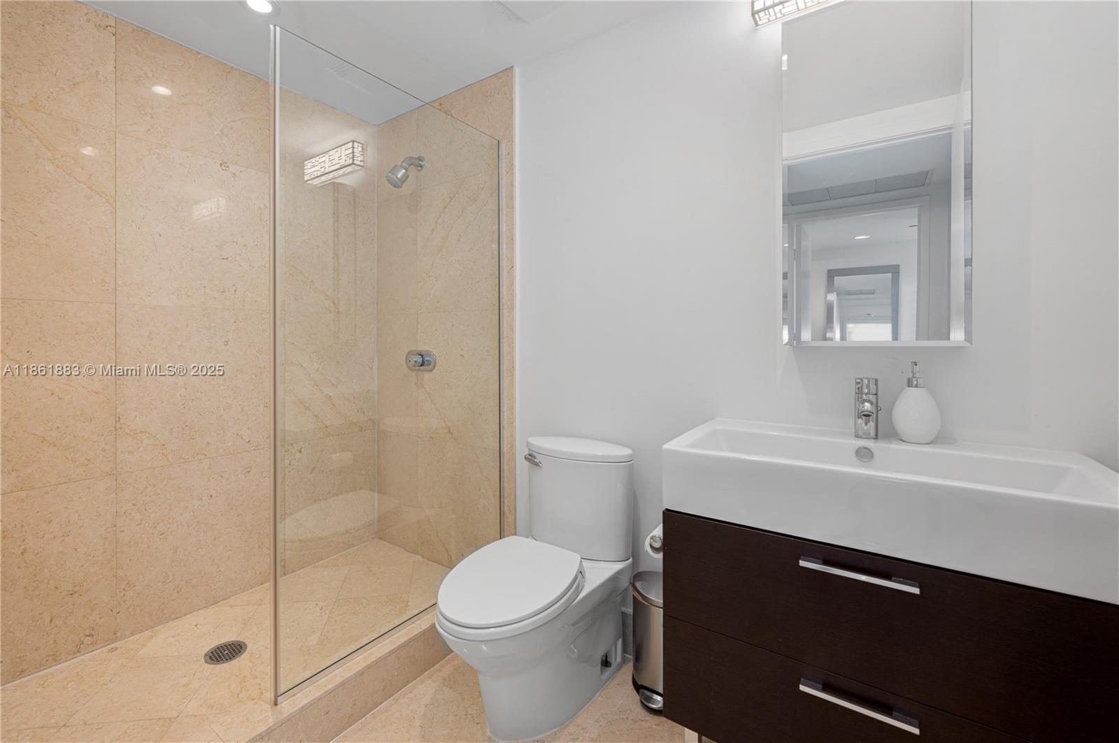 MEI CONDO - Residential Lease