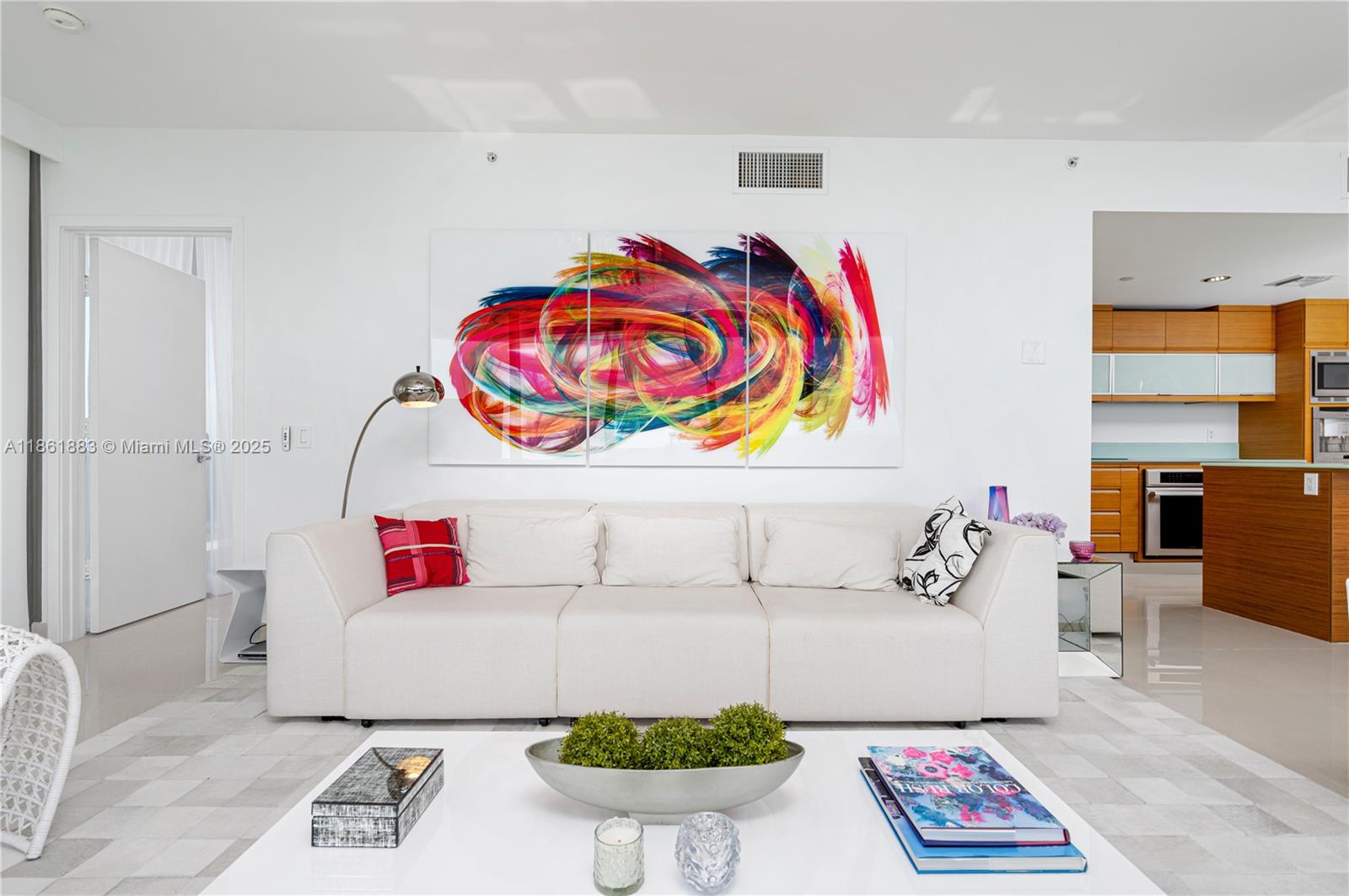 MEI CONDO - Residential Lease