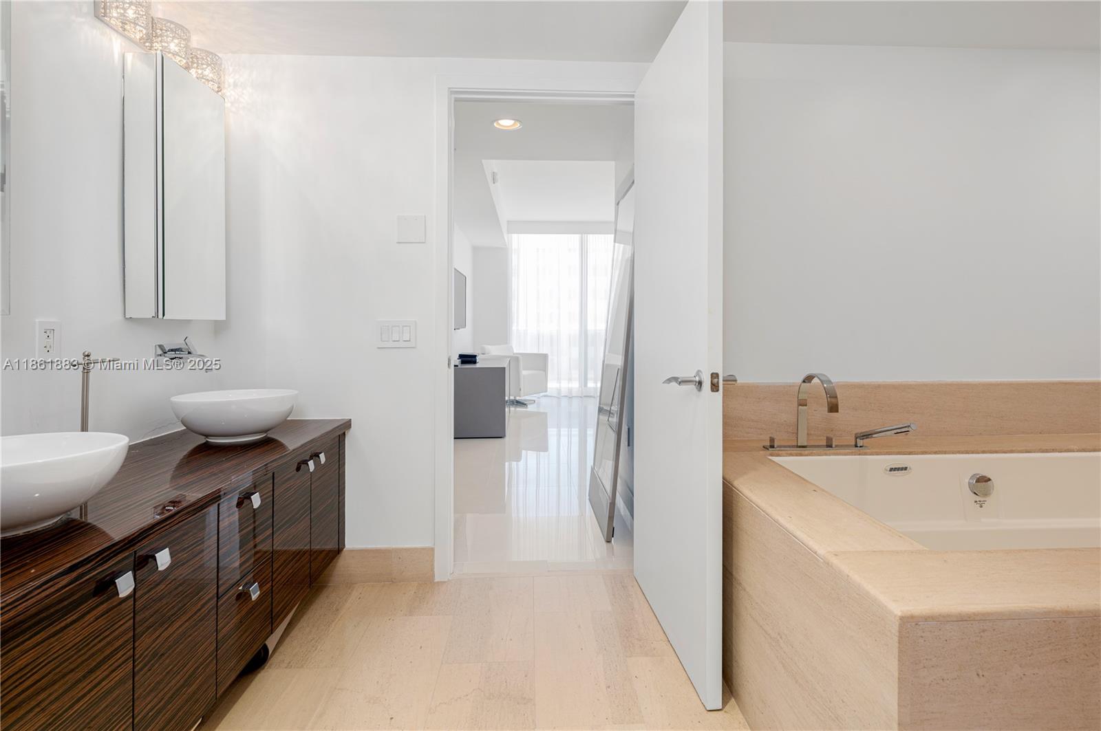 MEI CONDO - Residential Lease