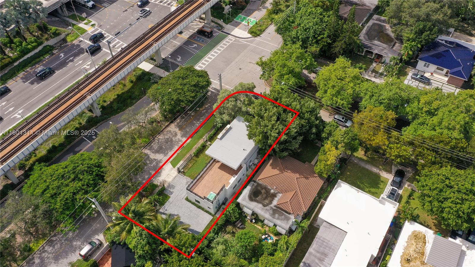 BRICKELL HAMMOCK UN 1 - Residential