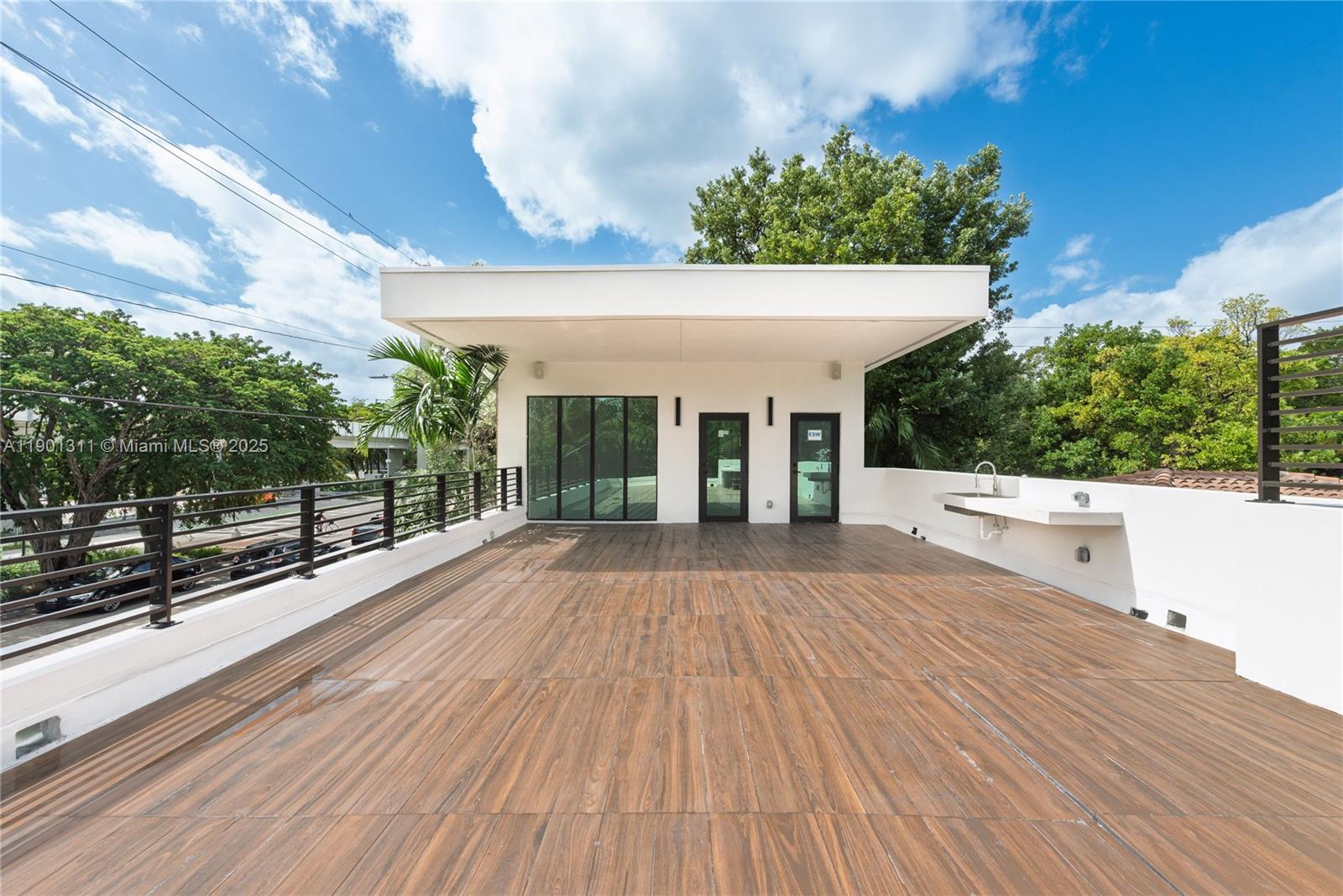 BRICKELL HAMMOCK UN 1 - Residential