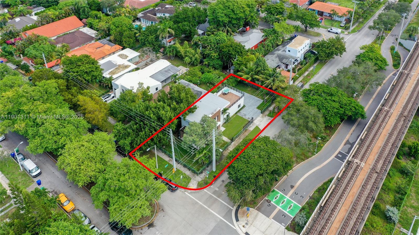 BRICKELL HAMMOCK UN 1 - Residential