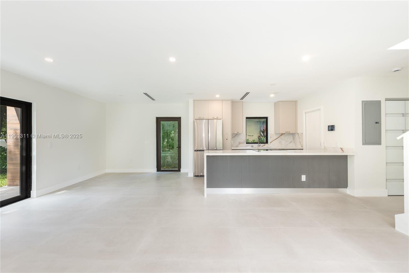 BRICKELL HAMMOCK UN 1 - Residential