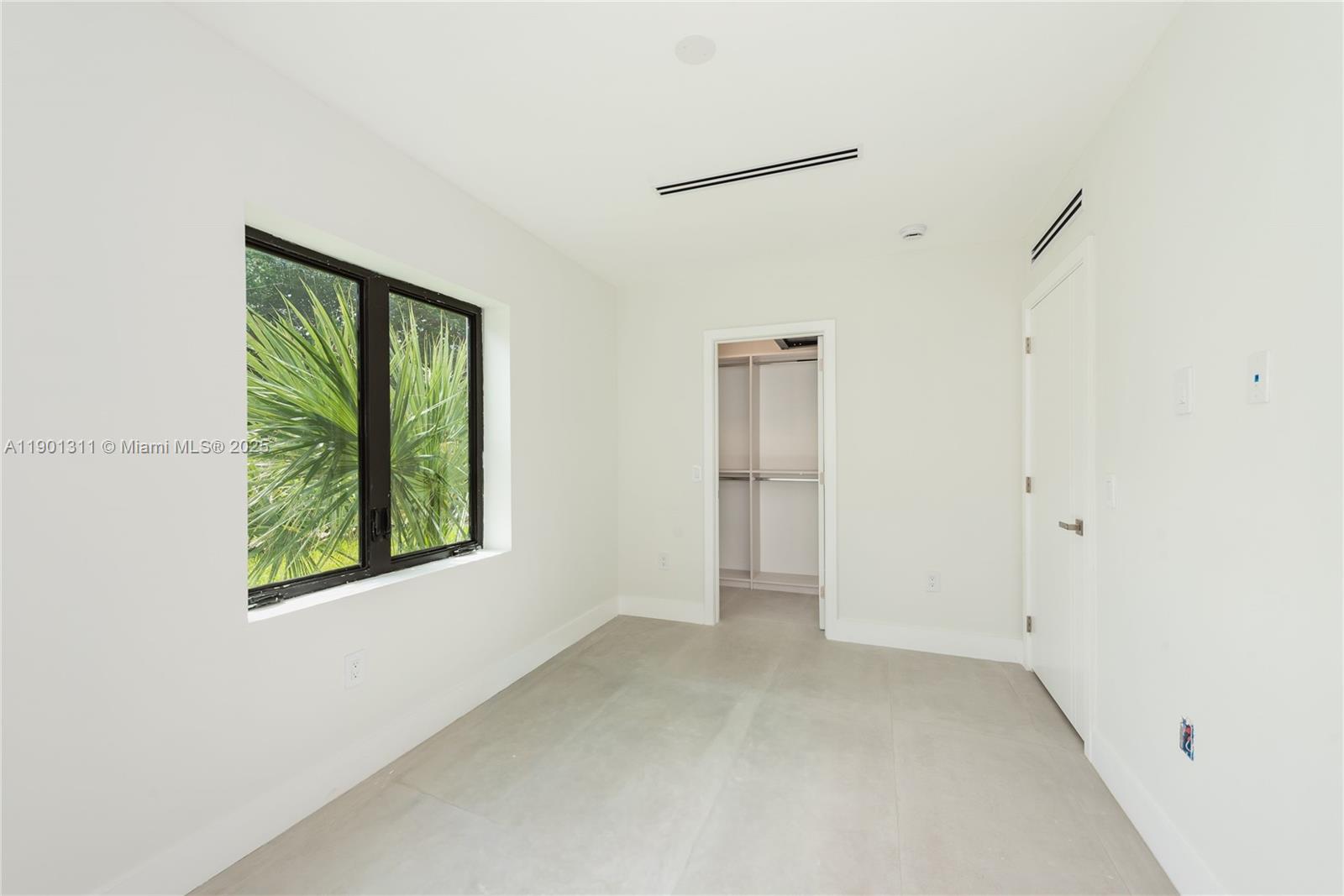 BRICKELL HAMMOCK UN 1 - Residential