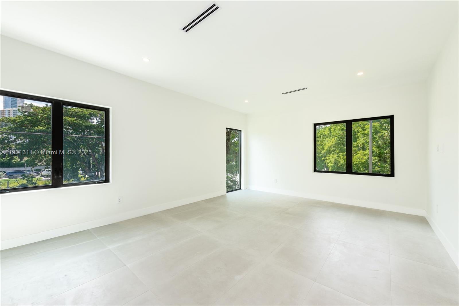 BRICKELL HAMMOCK UN 1 - Residential