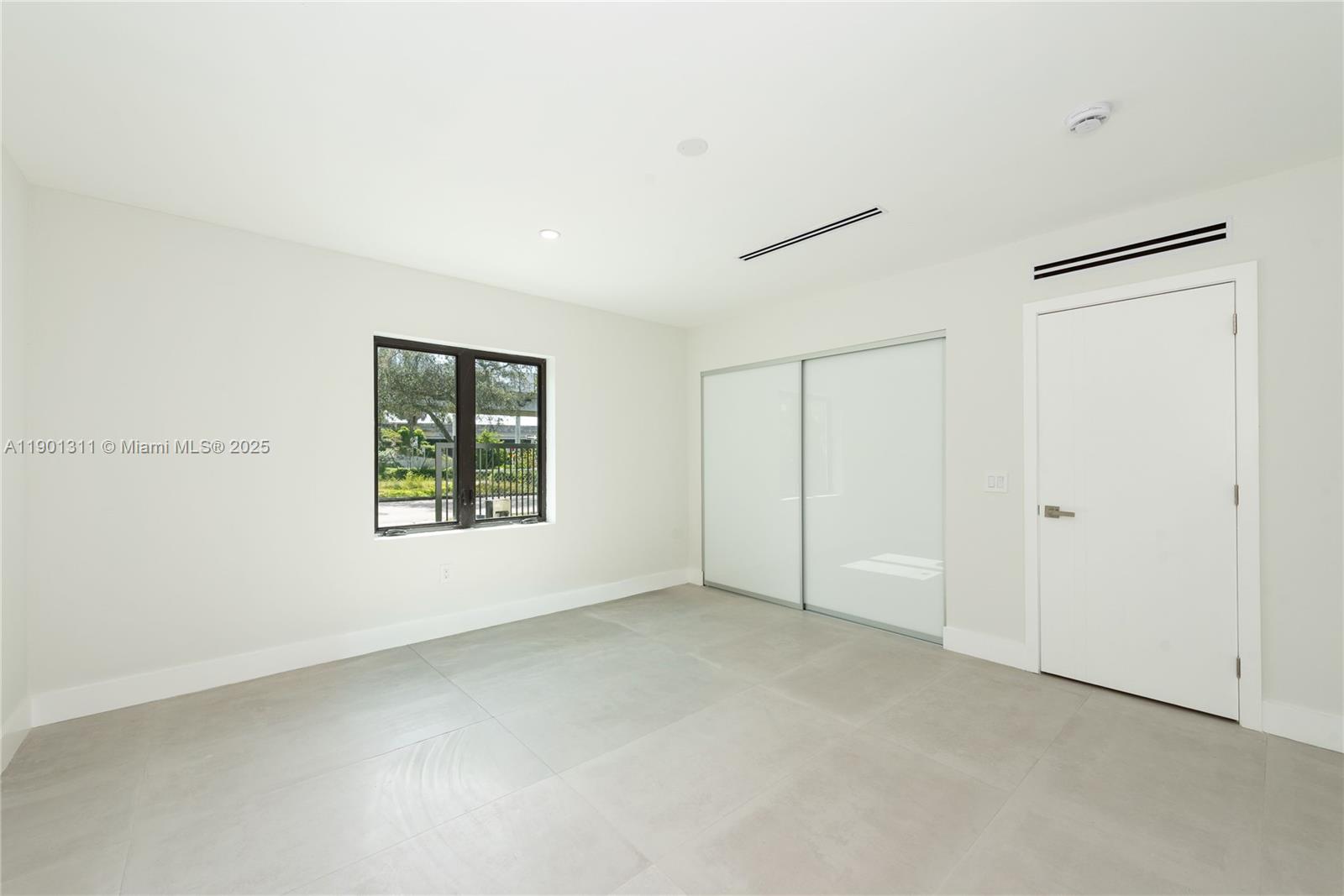 BRICKELL HAMMOCK UN 1 - Residential