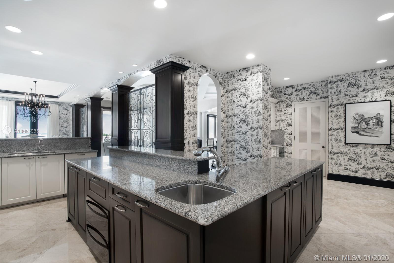 5100 BAYVIEW AT FISHER IS - Residential