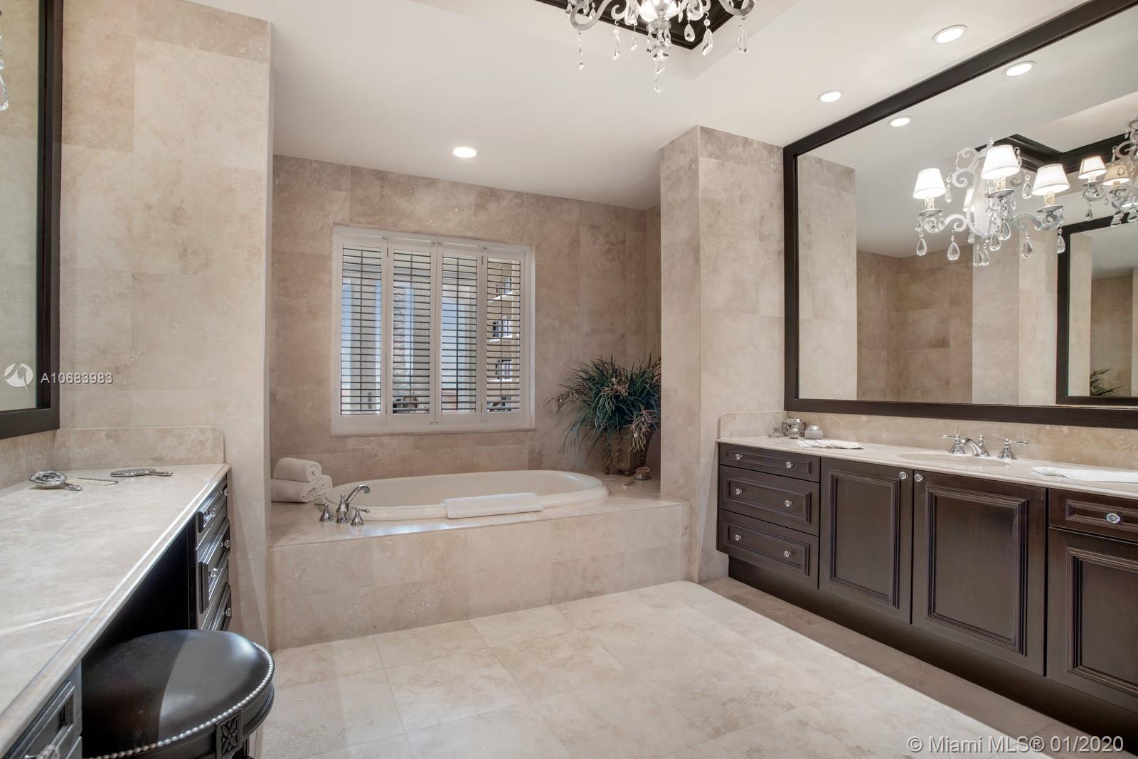 5100 BAYVIEW AT FISHER IS - Residential