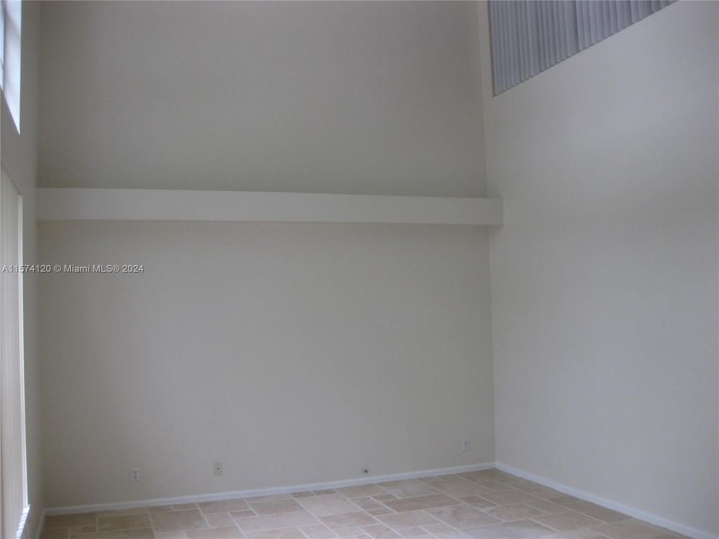 Photo of 9197 SE Woods End Pl, Jupiter, FL 33469 (MLS # A11574120)