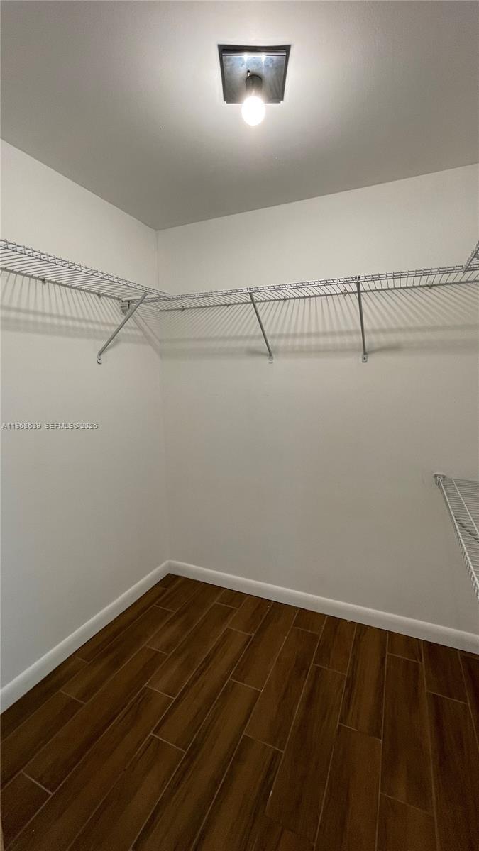 MNR FOREST CONDO I - Residential