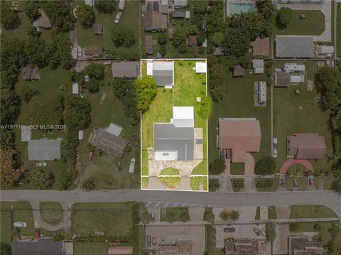 Tiny photo for 22601 SW 127th Ave, Miami, FL 33170 (MLS # A11977101)