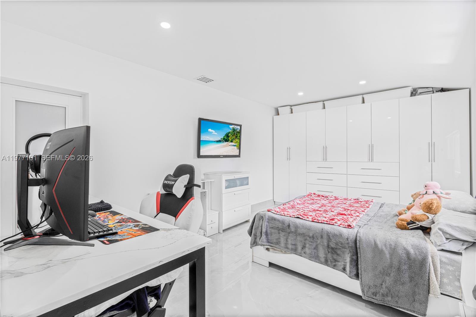 TRIPLETTS ADDN TO GOULDS - Residential