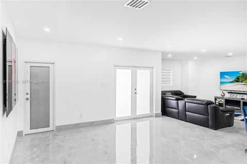 Tiny photo for 22601 SW 127th Ave, Miami, FL 33170 (MLS # A11977101)