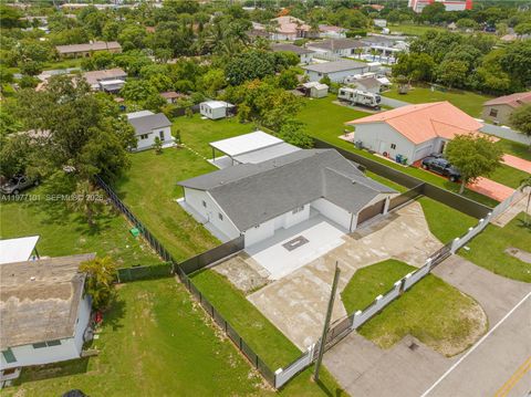 Tiny photo for 22601 SW 127th Ave, Miami, FL 33170 (MLS # A11977101)