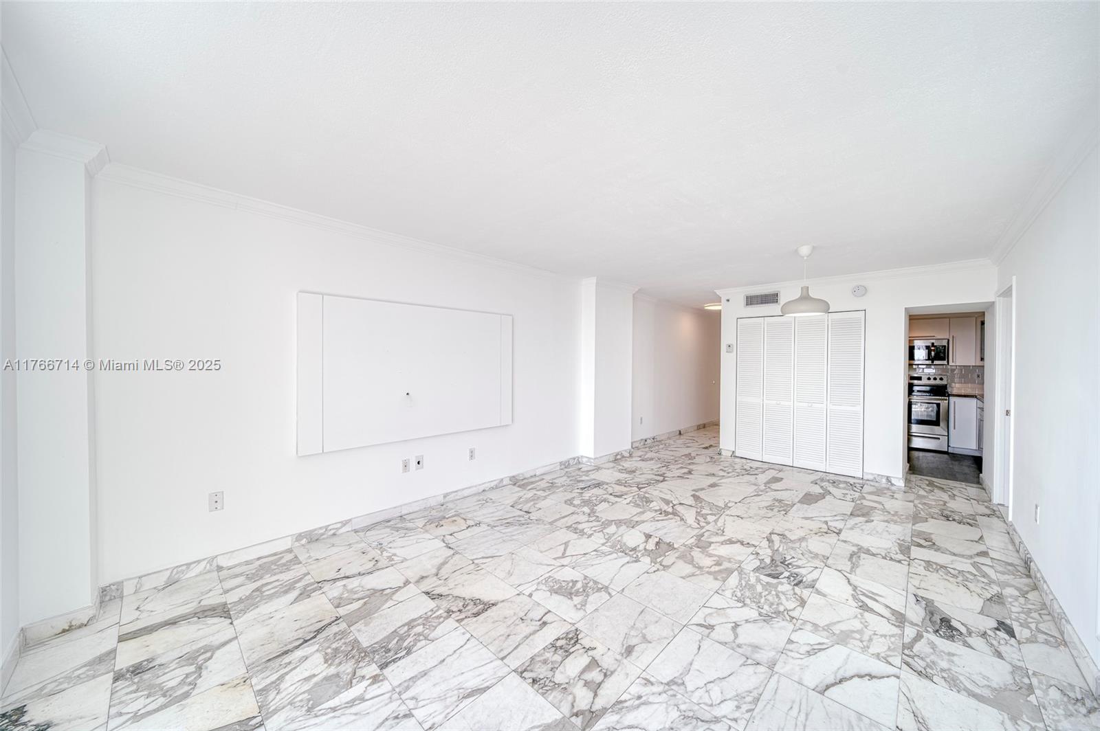 MAGALUF TOWERS CONDO - Residential