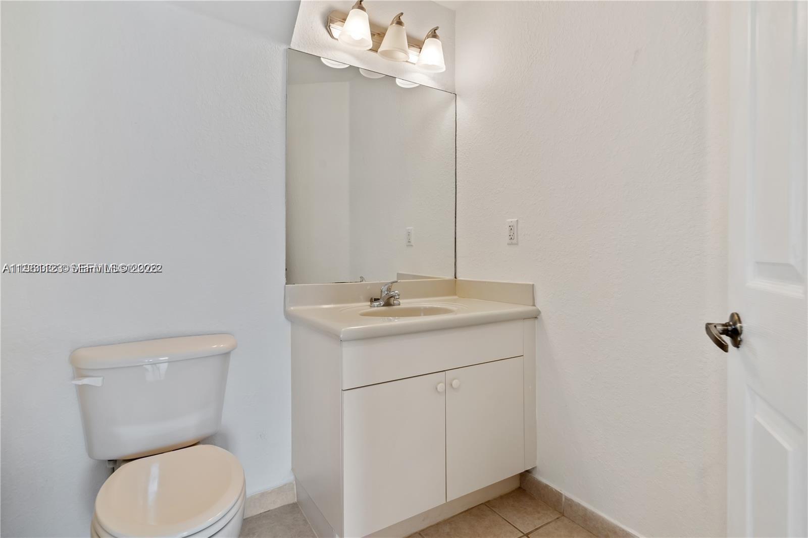 PROMENADE SHORES AT DORAL - Residential