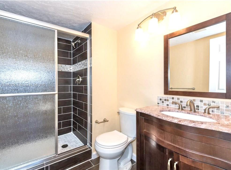 Rental Property at 9800 N Hollybrook Lake Dr 309, Pembroke Pines, Miami-Dade County, Florida - Bedrooms: 2 
Bathrooms: 2  - $2,200 MO.