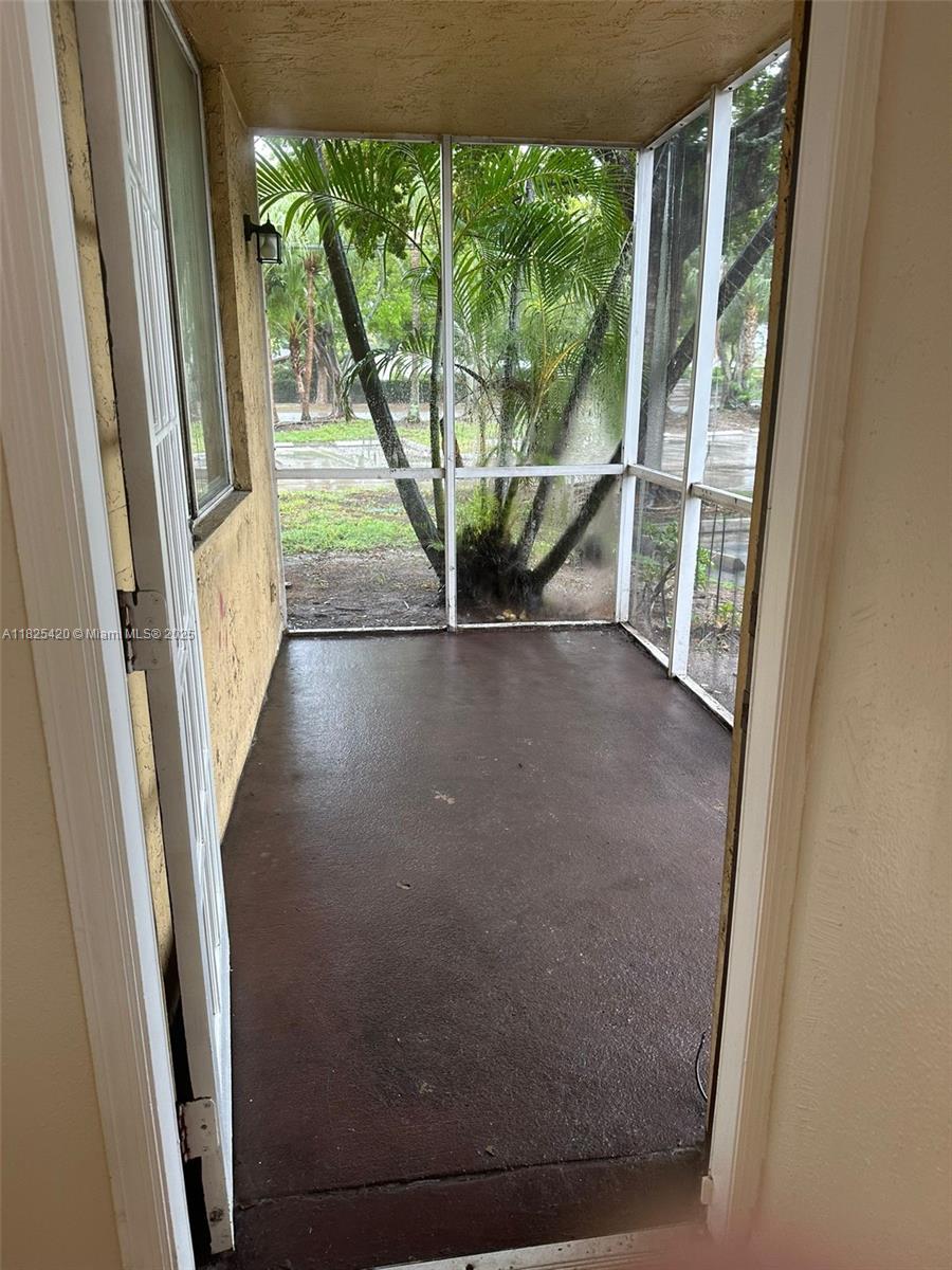4045 W Mcnab Rd G110, Pompano Beach, FL, 33069/$189,000 2 4045 W Mcnab Rd G110