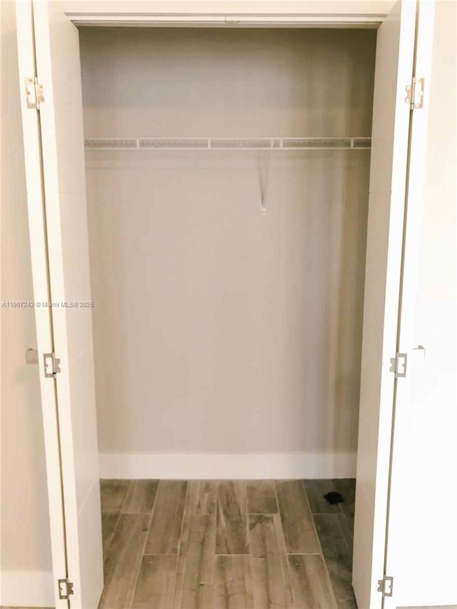 C GAB DOUGLAS SEC - Residential Lease