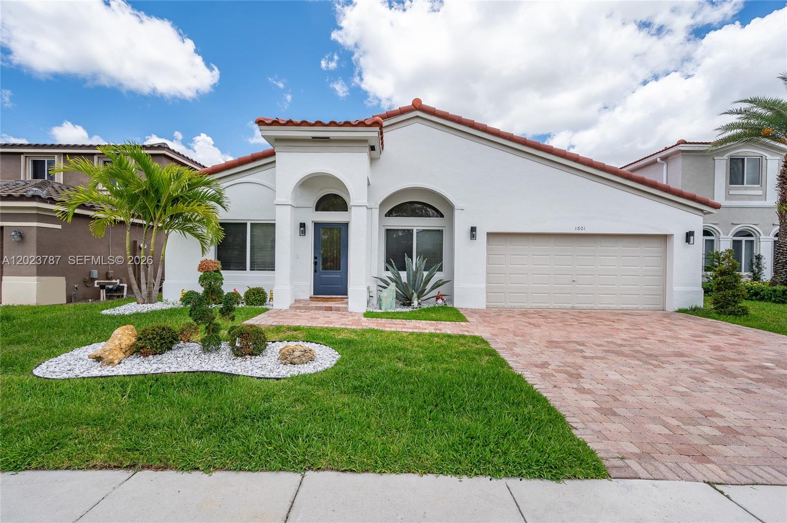 1601 SW 106th Ter