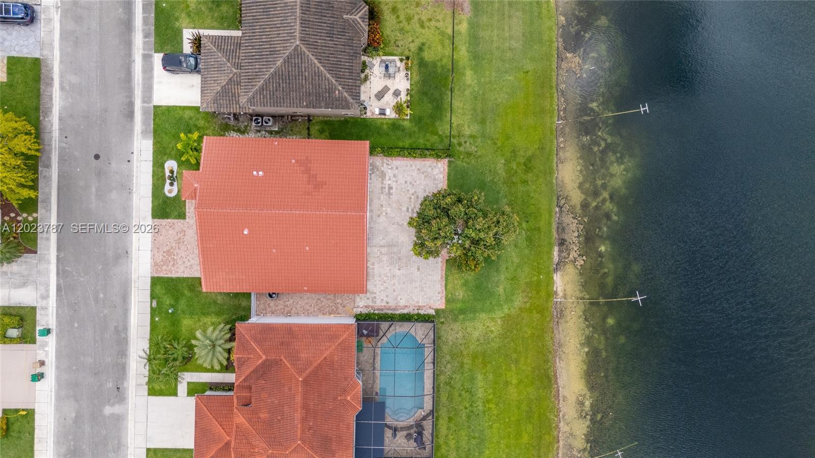 1601 SW 106th Ter