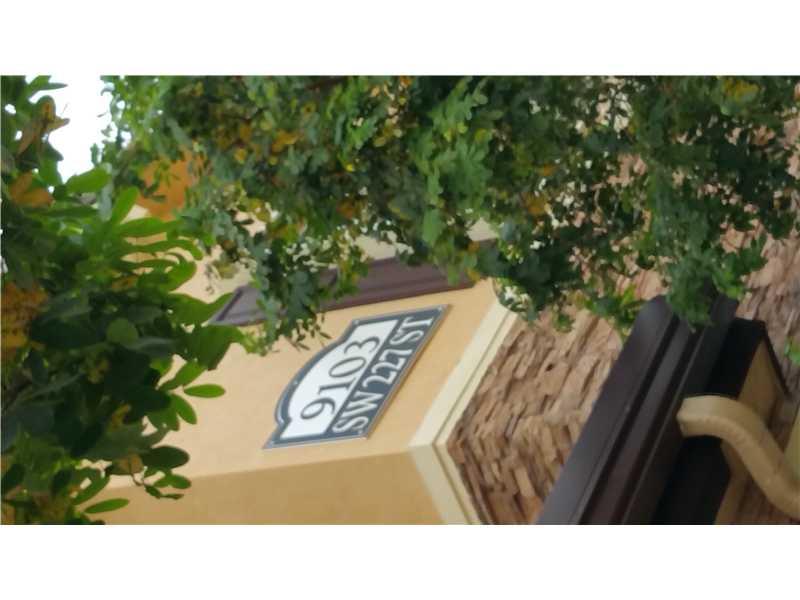 THE SHORES AT BAY SHORES - Residential Lease