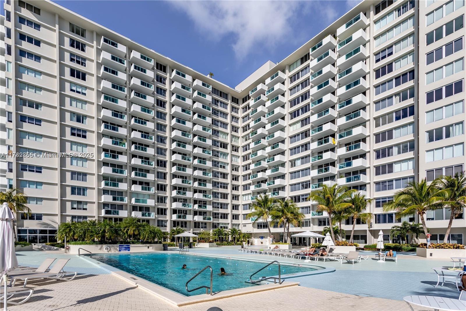 MIRADOR 1200 CONDO - Residential