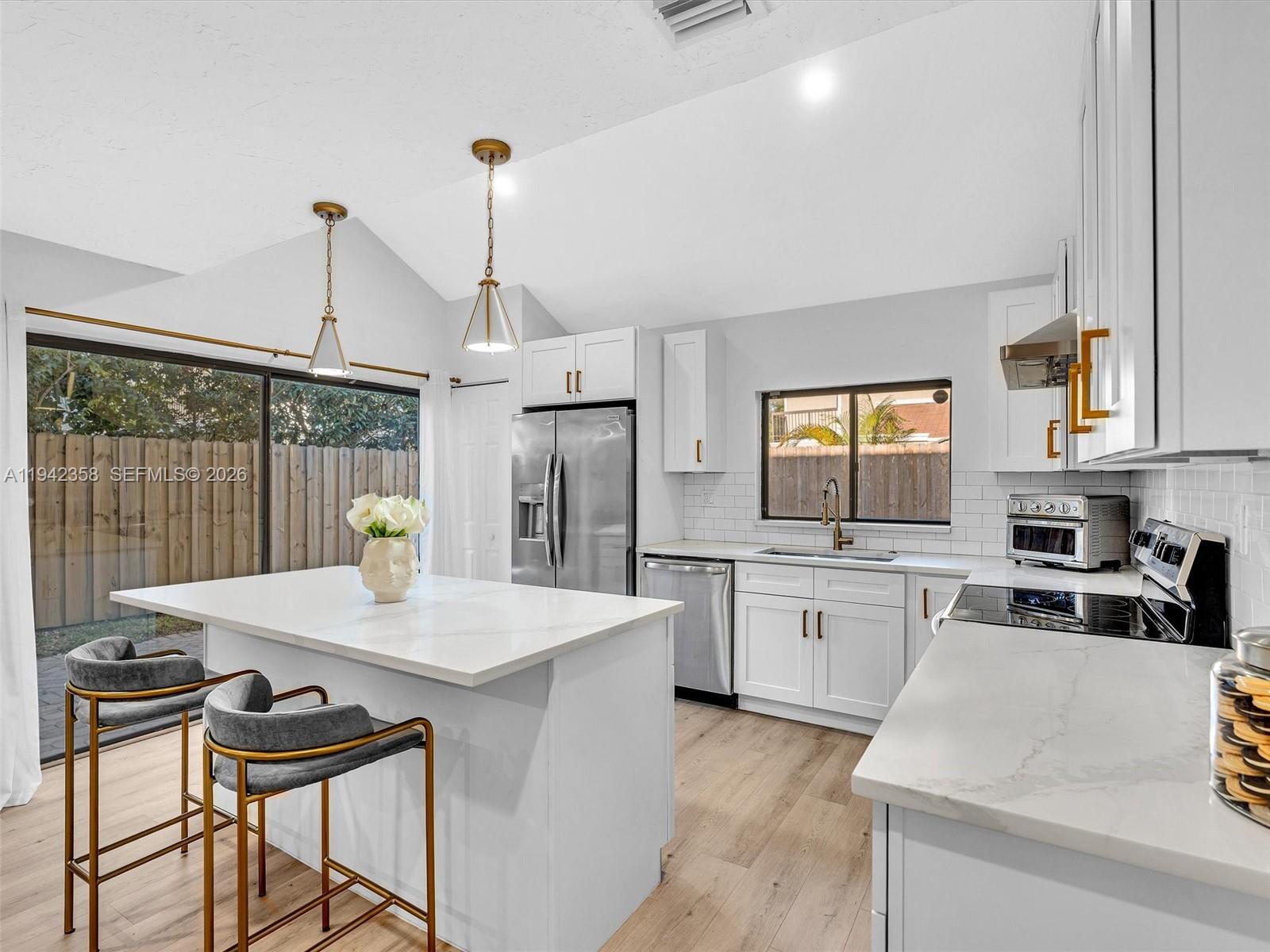 LAGO WEST CLUSTER HOMES P - Residential