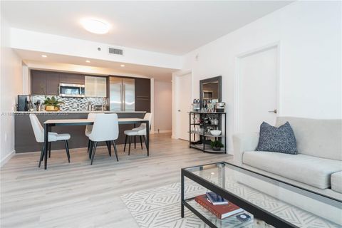 55 SE 6th St 3403 Miami FL 33131