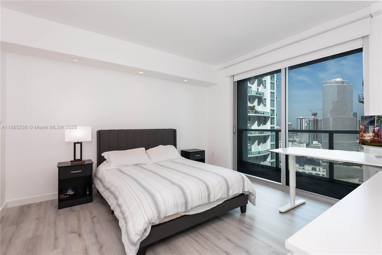 500 BRICKELL WEST CONDO - Residential