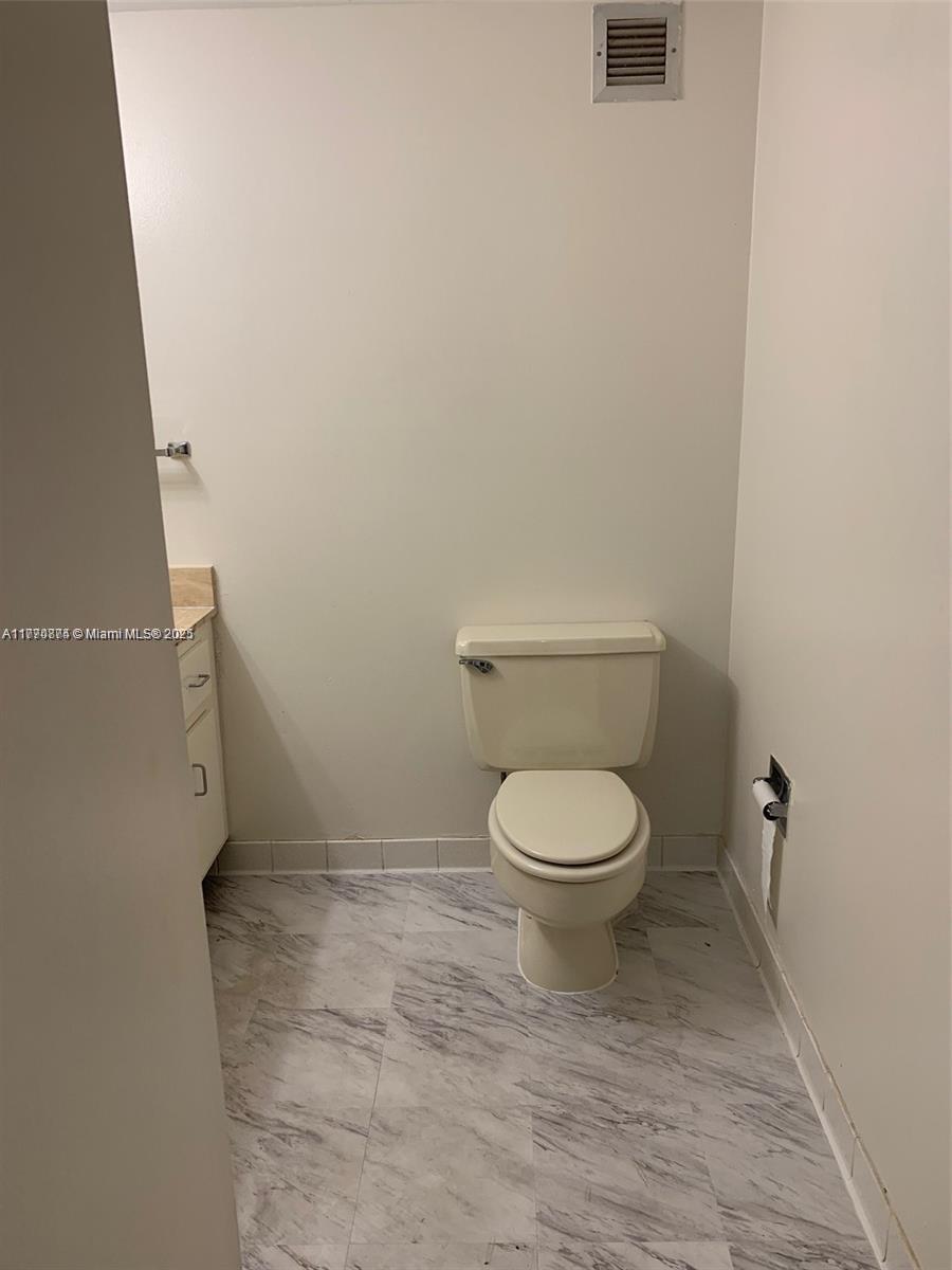 OLYMPUS CONDO PHASE - Residential