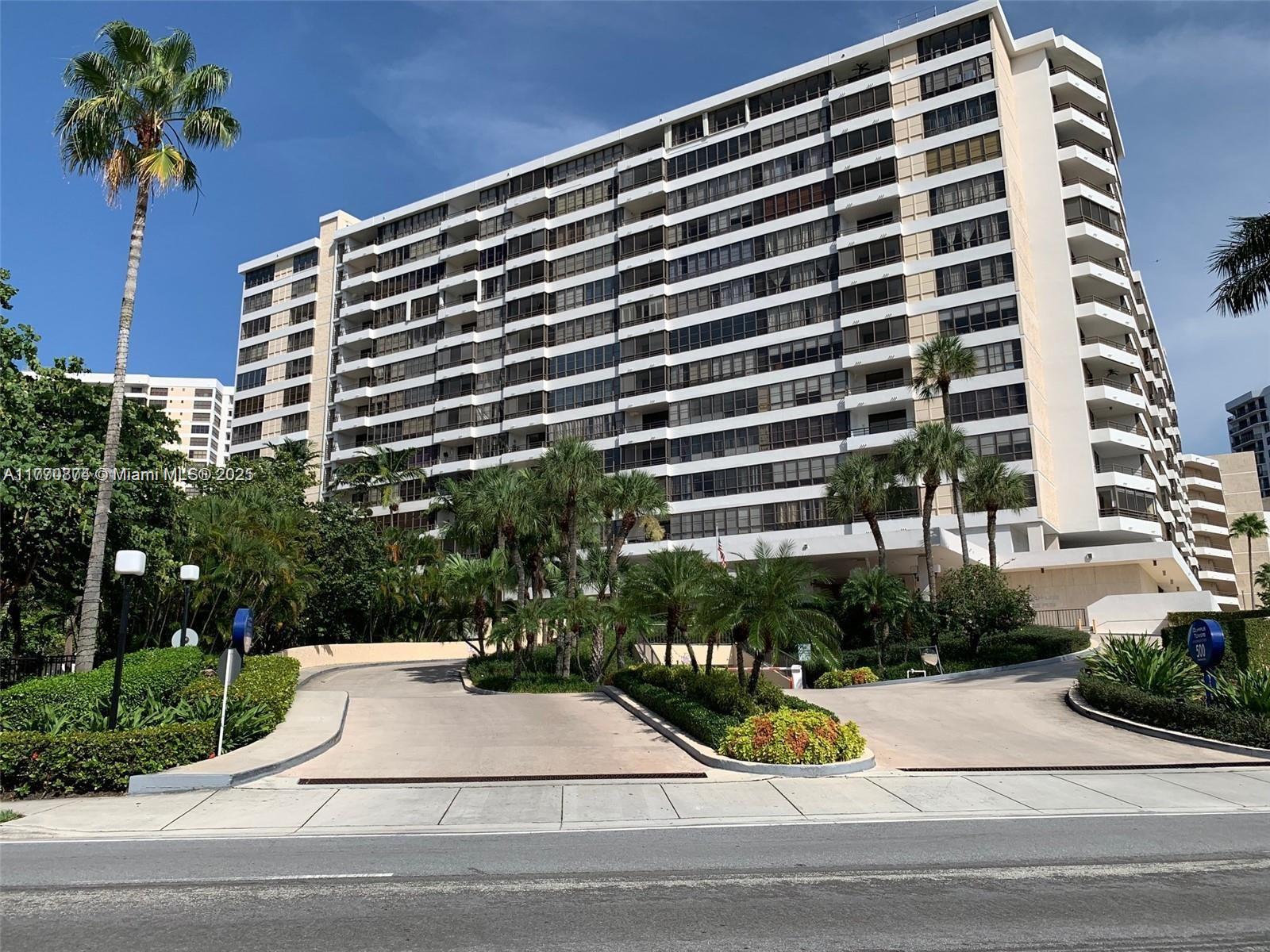 Property for Sale at 500 Three Islands Blvd 307, Hallandale Beach, Broward County, Florida - Bedrooms: 1 
Bathrooms: 2  - $245,000